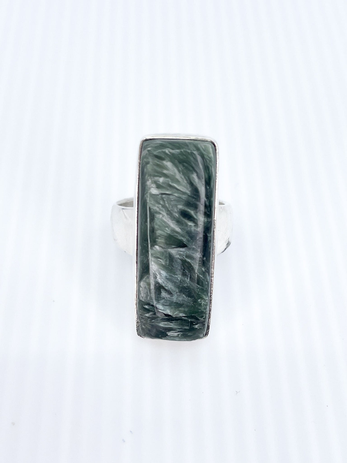 lustrous Seraphinite crystal ring in size S #R816 — Eternal Spirit