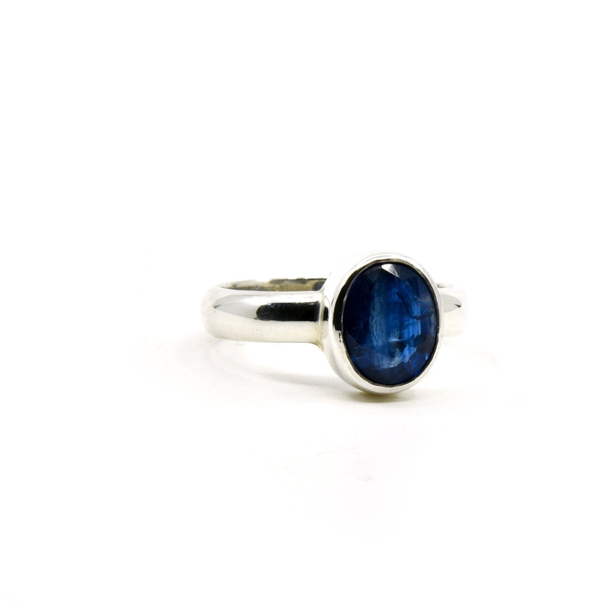 reverse of Kyanite (Blue) ring #R623 showing the inner sterling silver band — Eternal Spirit