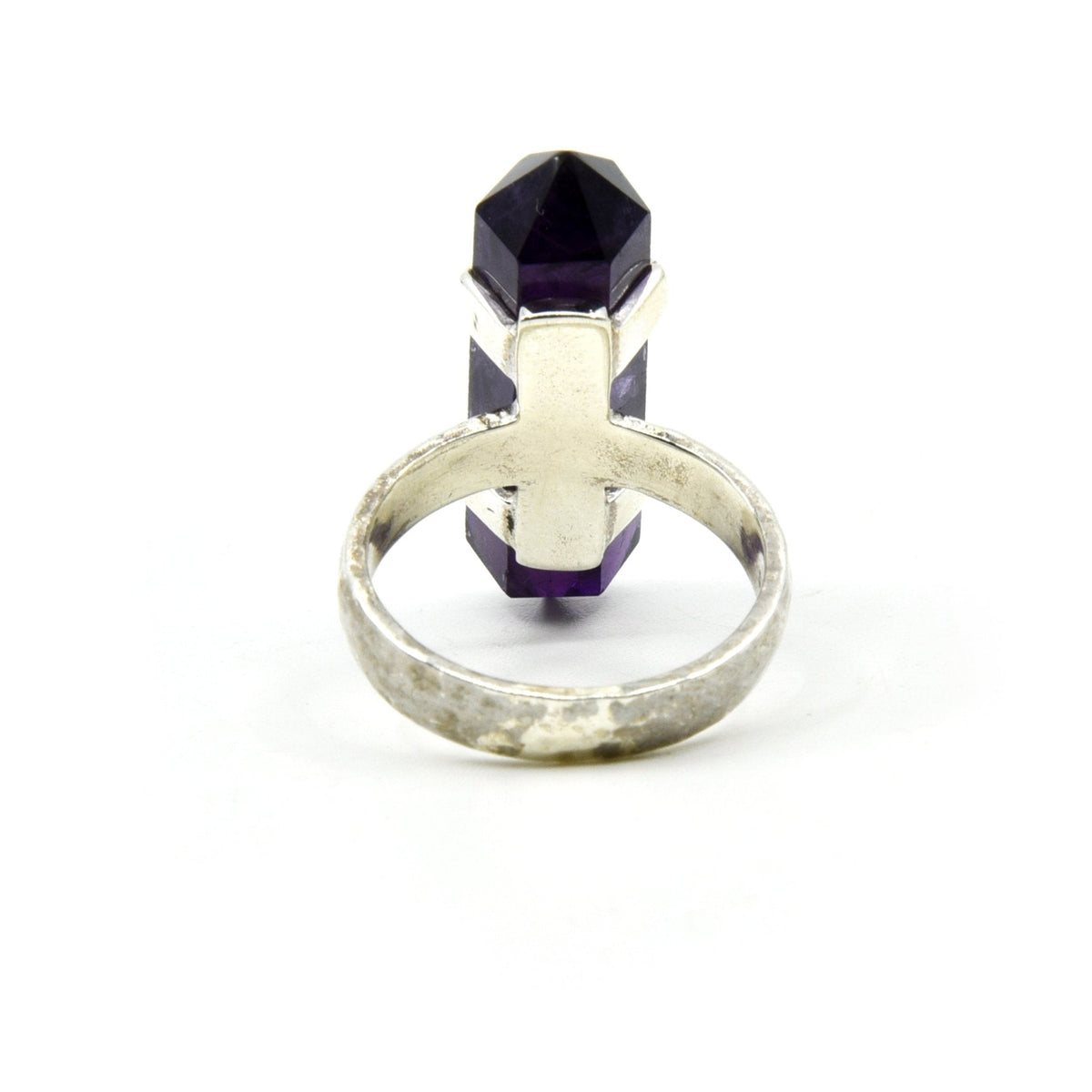 elegant side profile of Amethyst ring #R637, the gemstone catching light — Eternal Spirit
