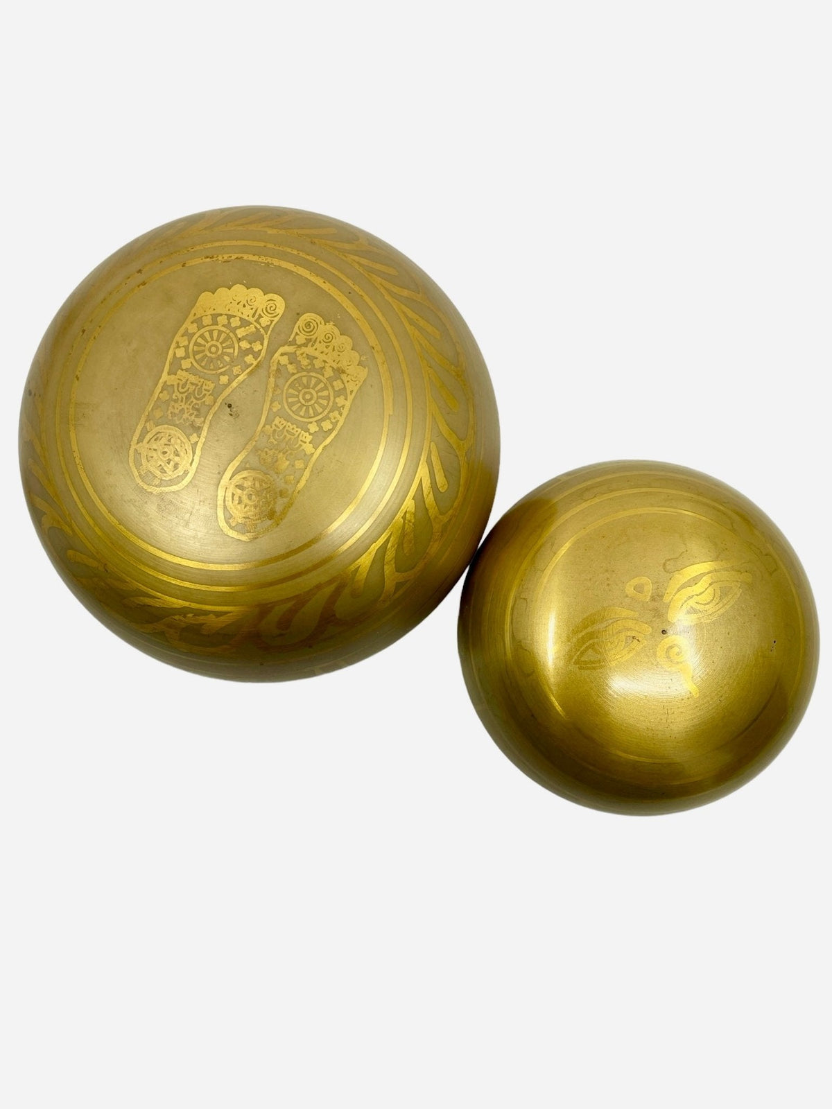 Gold Auspicious Tibetan singing bowl, bottom view — Eternal Spirit