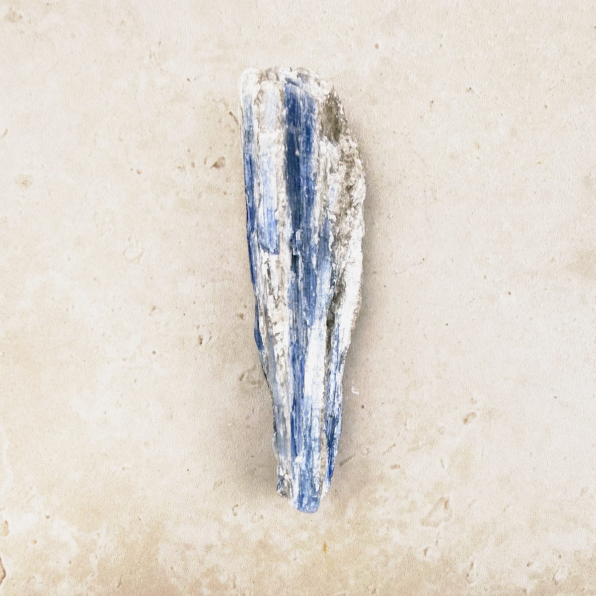 Blue kyanite natural crystal blade 8cm, streaky blue and white blade, viewed lengthways — Eternal Spirit