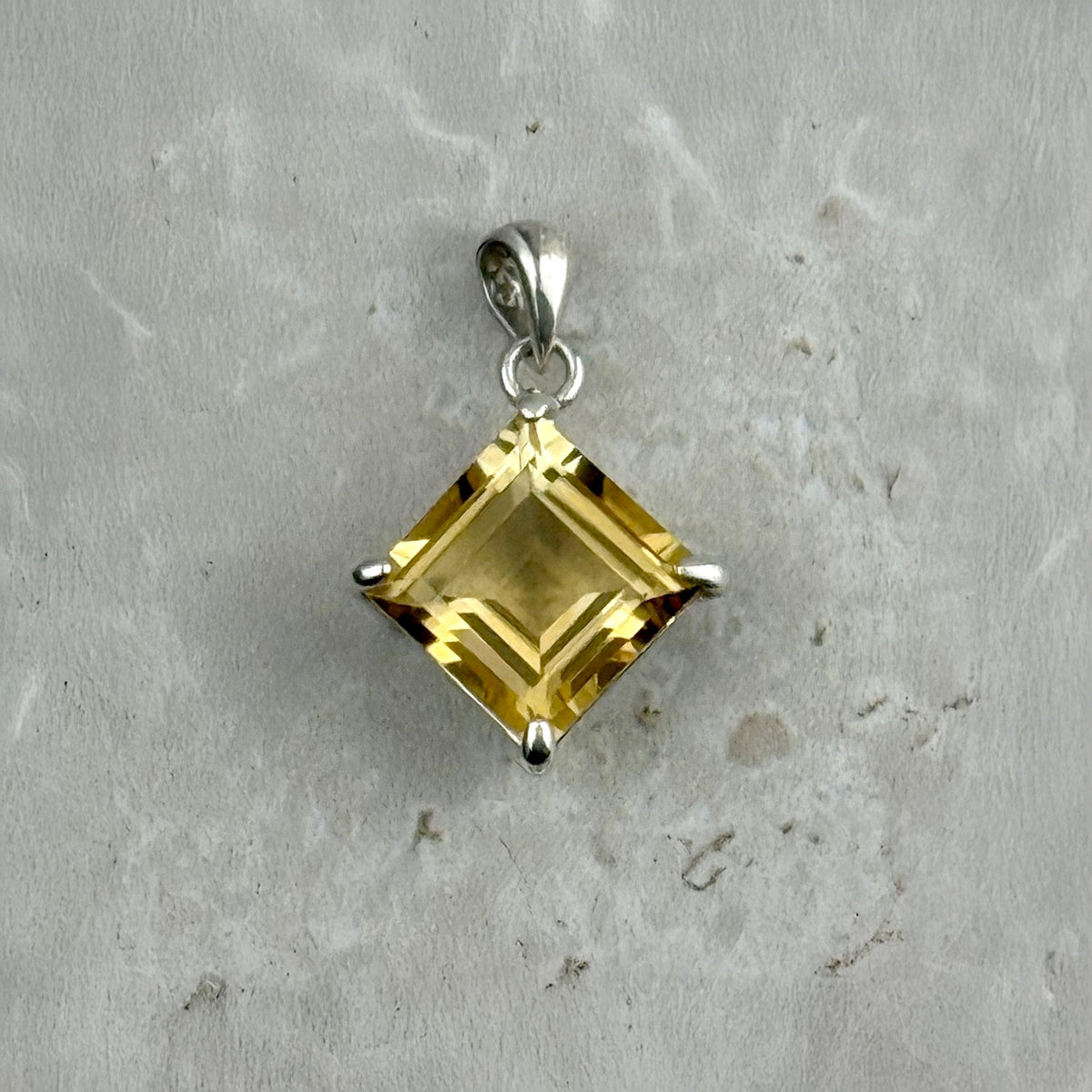 Citrine Faceted Oval Sterling Silver Pendant, 2.5 × 1.5 × 1cm — Eternal Spirit