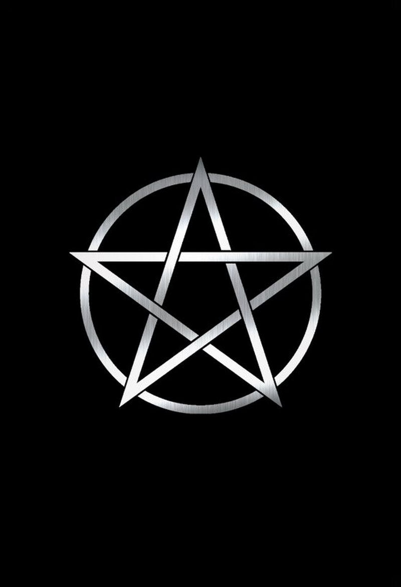 The Solitary Witch Oracle card exploring the deck's contemplative imagery — Eternal Spirit