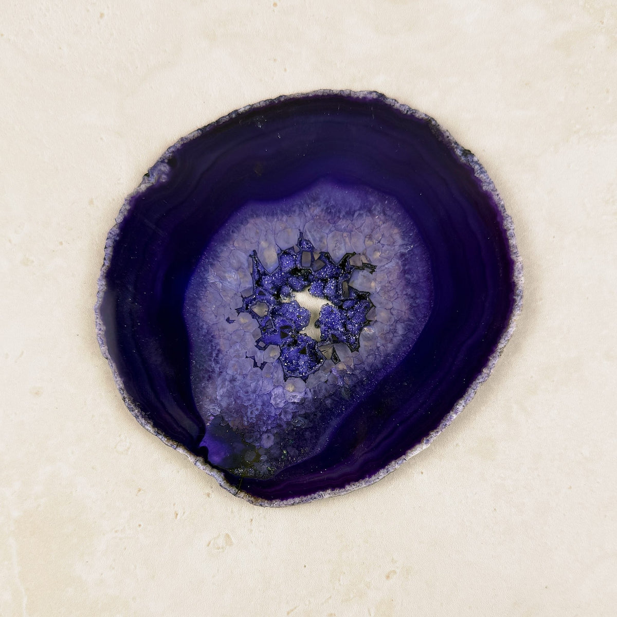 Dyed purple agate crystal slice 11cm, deep purple with a sparkling crystal centre, from above — Eternal Spirit