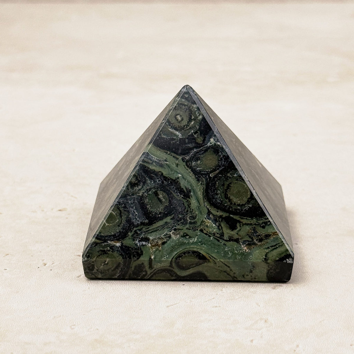 Kambaba jasper crystal pyramid 5cm, green and black swirled pattern, other face — Eternal Spirit