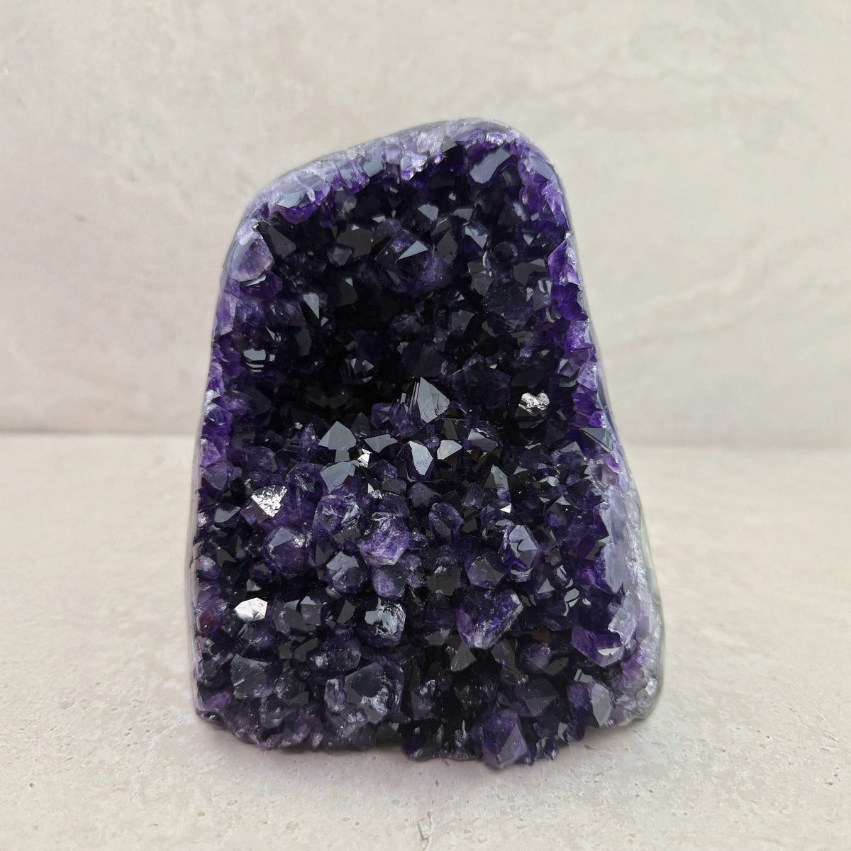 Base cut amethyst crystal 18cm, deep purple crystal cavity, close front view — Eternal Spirit